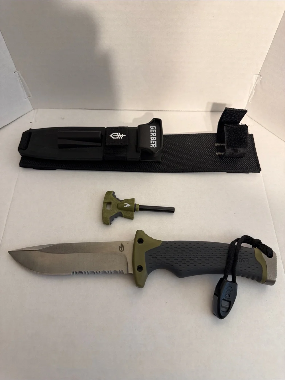 Gerber ultimate survival fixed blade knife w/ sheath, knife sharpener, ferro rod